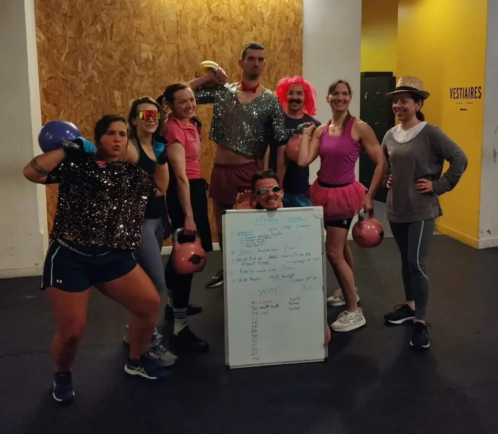 Séance en small group avec kettlebells, dans la bonne humeur
